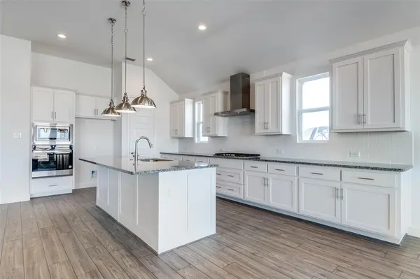 2537 Blackpool Court, Celina, TX 75009