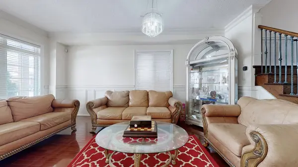 Brampton, ON L6P 2P3,68 Bluffwood CRES