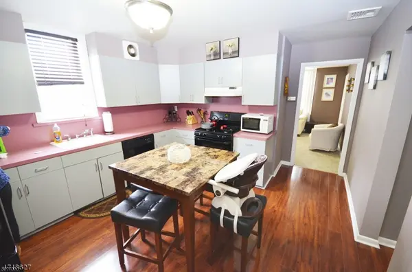 142 Pompton Ave, Verona Twp., NJ 07044