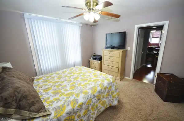 142 Pompton Ave, Verona Twp., NJ 07044