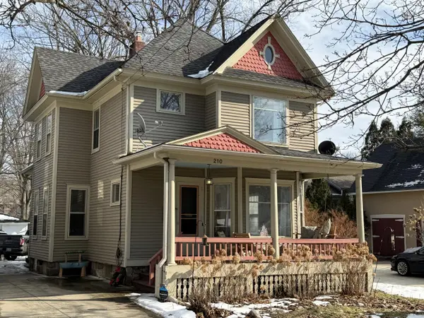 210 N Kalamazoo AVE, Marshall City, MI 49068