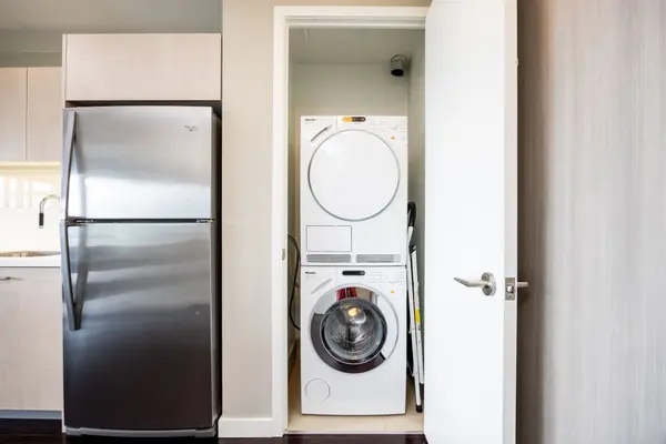 Toronto C08, ON M5A 3L7,390 Cherry ST #1408