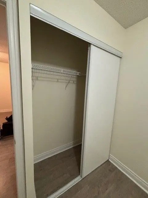 Toronto C14, ON M2N 7A2,15 Northtown WAY #320