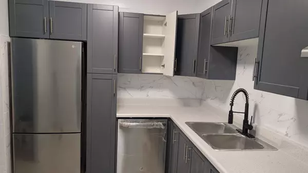 Toronto W05, ON M9M 2X3,3390 Weston RD #1607