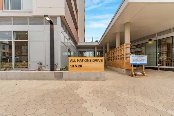 Brampton, ON L7A 0H8,20 All Nations DR #828