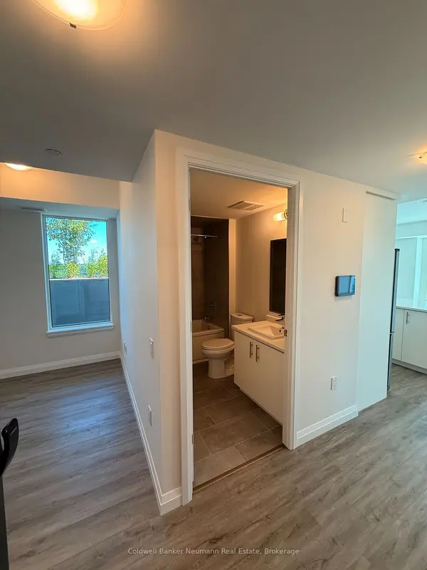 Guelph, ON N1E 0S6,93 Arthur ST S #715