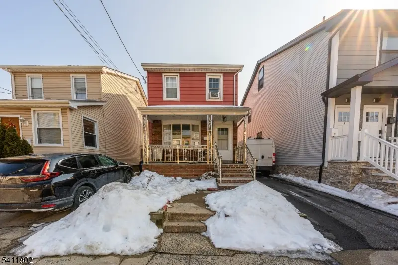 728 Devon St, Kearny Town, NJ 07032