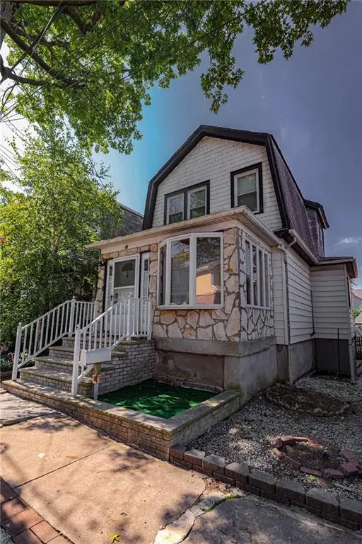 84 Sheridan AVE, Staten  Island, NY 10305