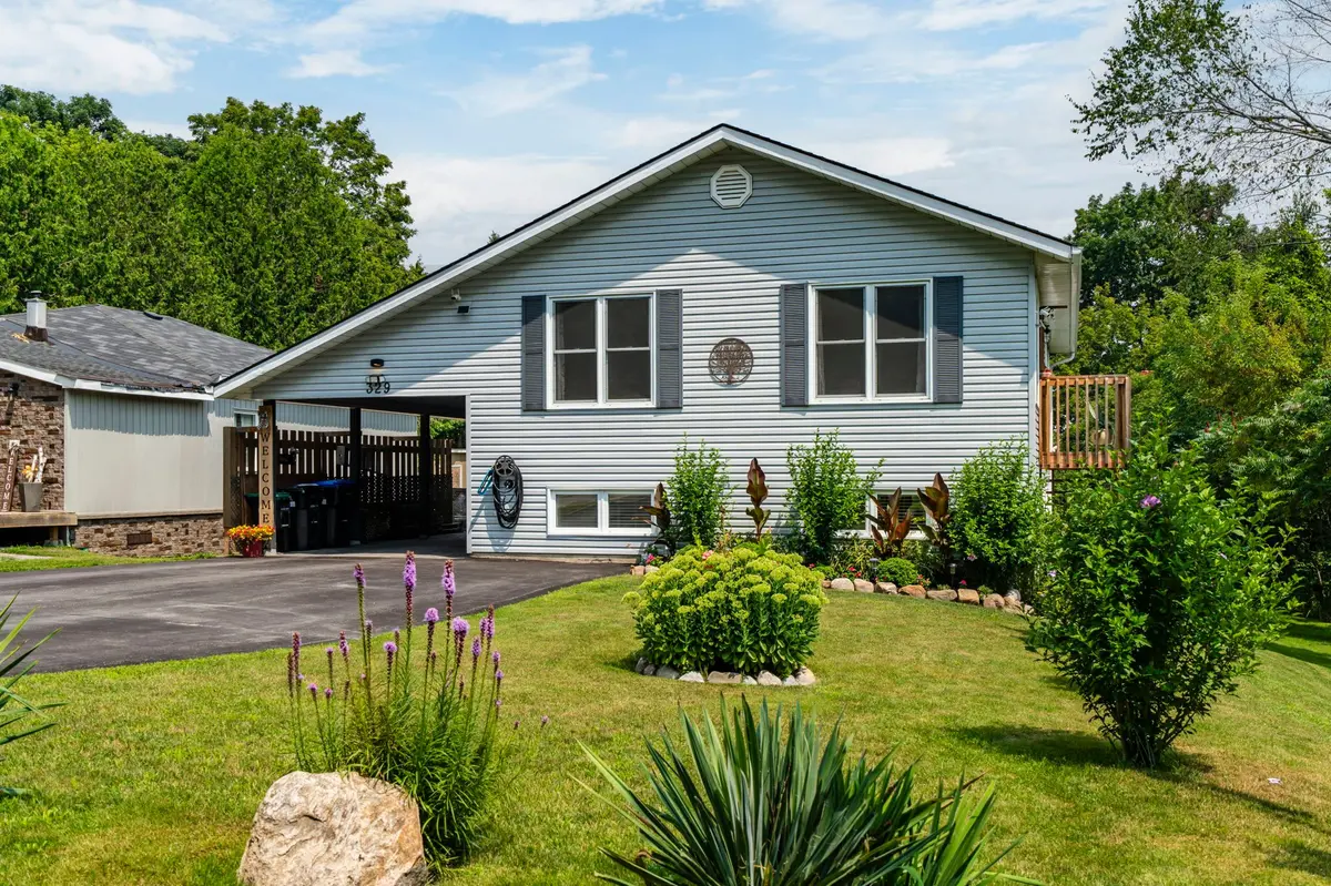 Tay, ON L0K 2C0,329 & 331 Browns Line