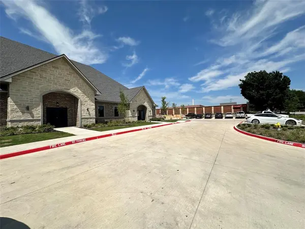 8590 Stonebrook Parkway, Frisco, TX 75034