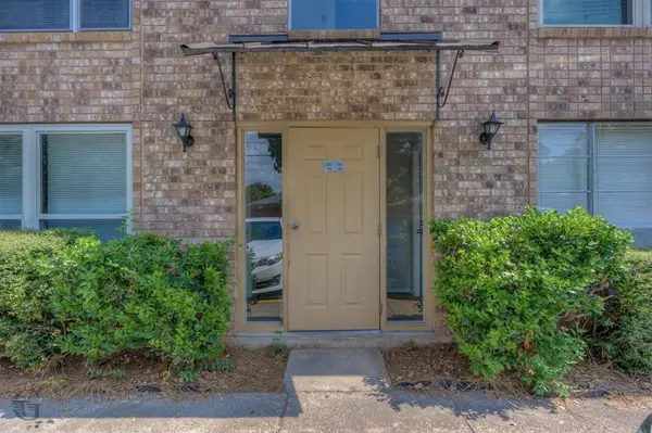 1820 E Kings Highway #252, Shreveport, LA 71105