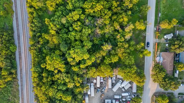 5200 Fitchburg Street, Dallas, TX 75212