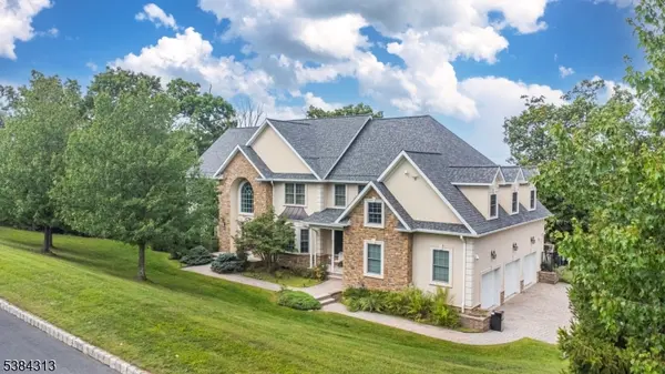 68 Eileen Dr, Cedar Grove Twp., NJ 07009