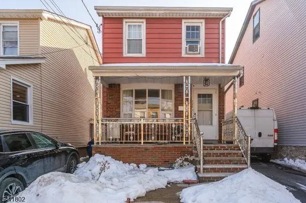 728 Devon St, Kearny Town, NJ 07032