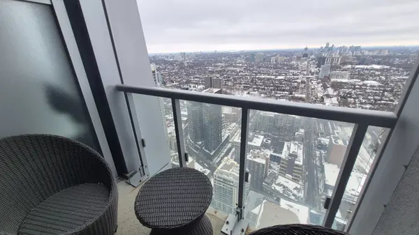 1 Yorkville AVE #5407, Toronto C02, ON M4W 1L1