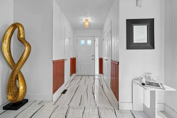 104 Garden DR, Barrie, ON L4N 5K2