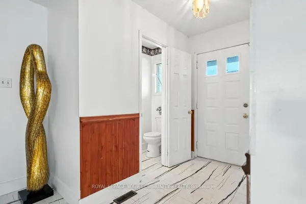 104 Garden DR, Barrie, ON L4N 5K2