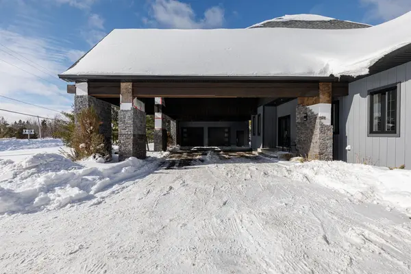 Clearview, ON N0C 1M0,1092 County Road 124 RD