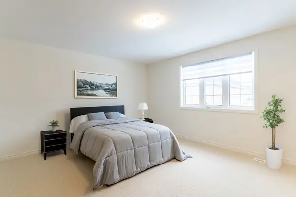 244 McKenzie DR, Clearview, ON L0M 1S0