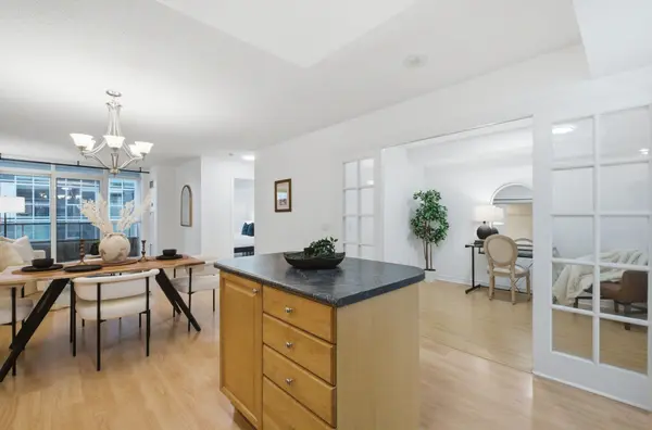 Toronto W08, ON M9B 6M1,5233 Dundas ST W #1630