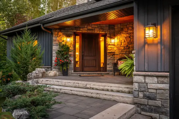 159 Indian CIR, Blue Mountains, ON N0H 1J0