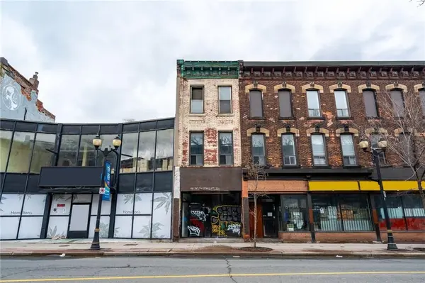 135 JAMES ST N #3, Hamilton, ON L8R 2K8