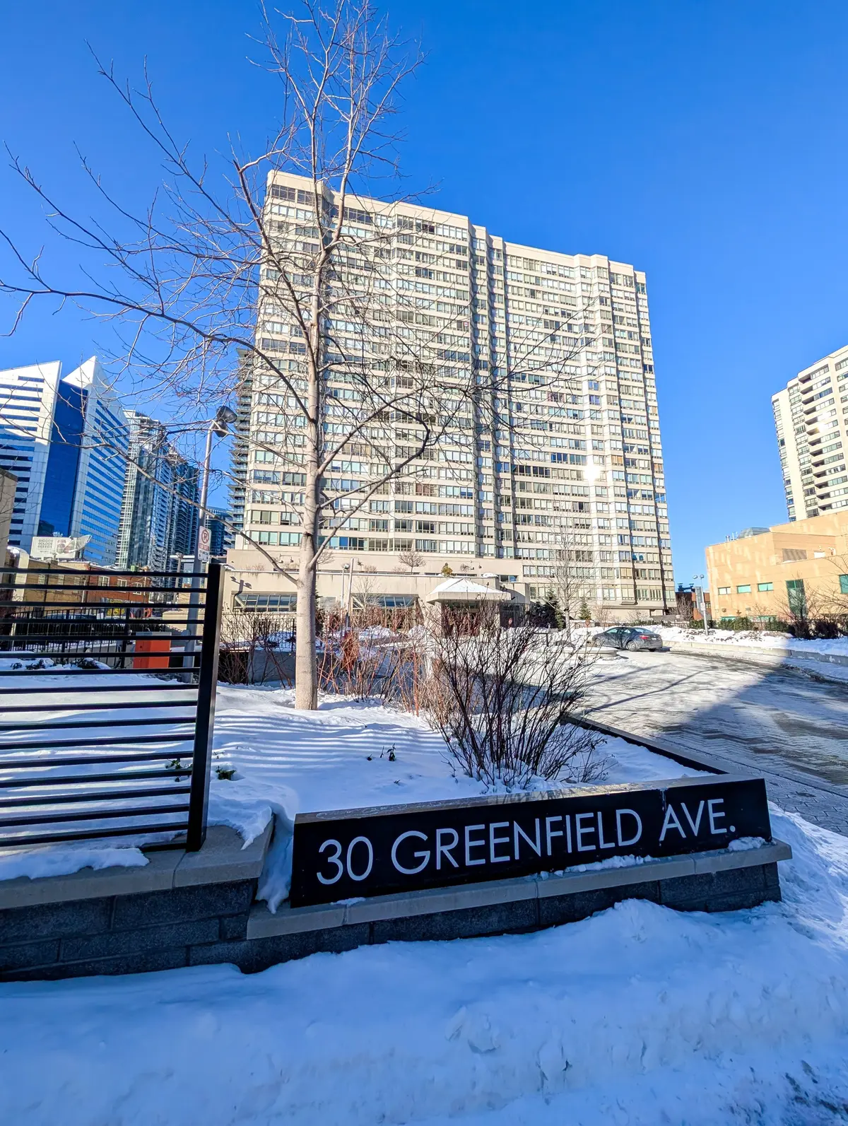 30 Greenfield AVE #403, Toronto C14, ON M2N 6N3