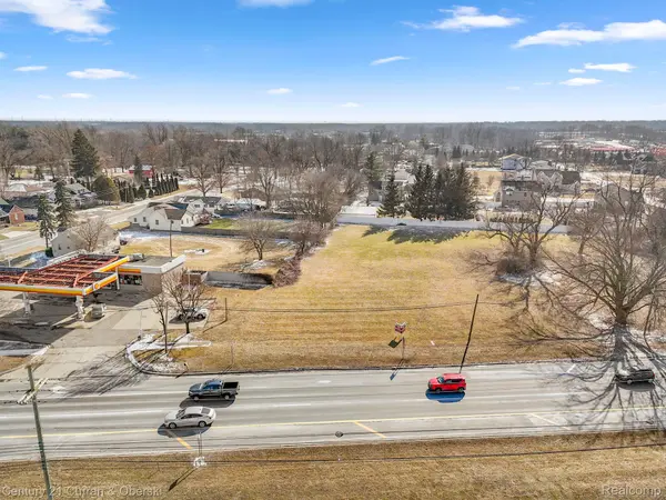 44551 MICHIGAN AVE, Canton Charter Township, MI 48188