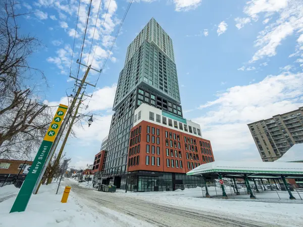 39 Mary ST N #3004, Barrie, ON L4N 1S9