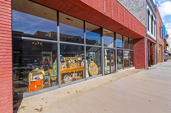 Denison, TX 75020,431 W Main Street