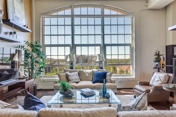 Fort Worth, TX 76107,2600 W 7th Street #1717