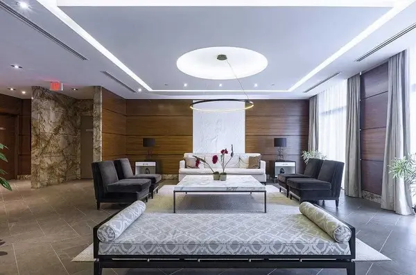 21 Clairtrell RD #326, Toronto C14, ON M2N 0G8