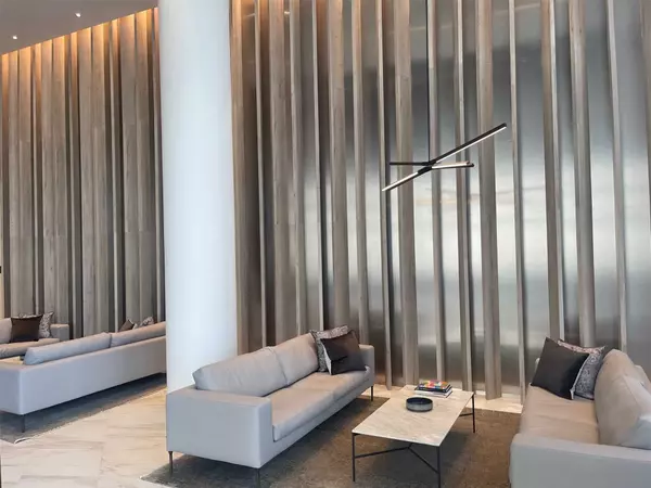 Mississauga, ON L5B 0M3,3900 Confederation Pkwy #523