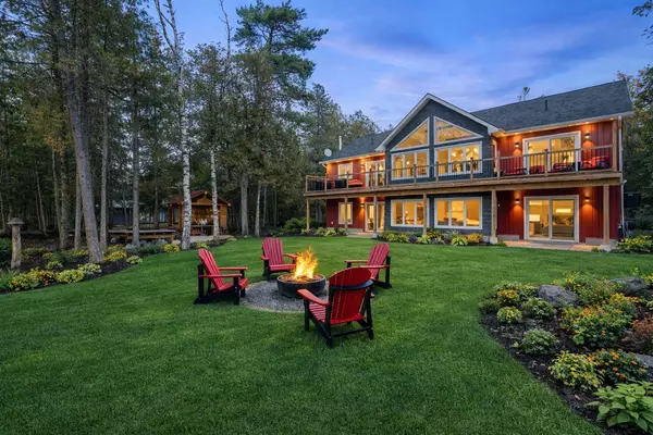 Trent Lakes, ON K0M 1A0,89 Little Silver WAY