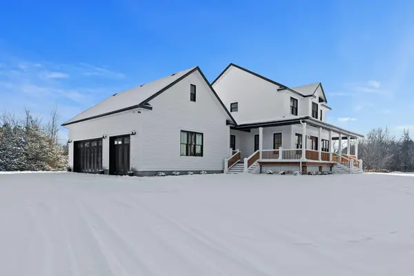 514 Caton RD, Loyalist, ON K0H 1G0