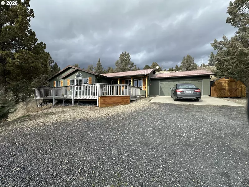 120 VALLEY VIEW DR, John Day, OR 97845