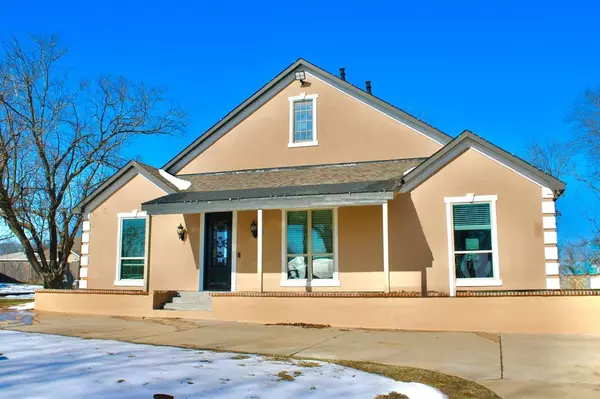 Van Alstyne, TX 75495,722 Clements Avenue