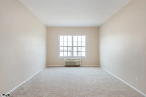 9302 Richmond Rd #302, West Milford Twp., NJ 07480