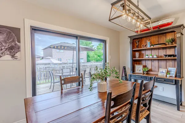 Barrie, ON L4N 0P4,236 Pringle DR