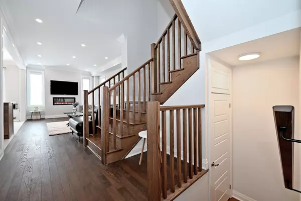 Barrie, ON L9J 0G5,20 Betterridge TRL