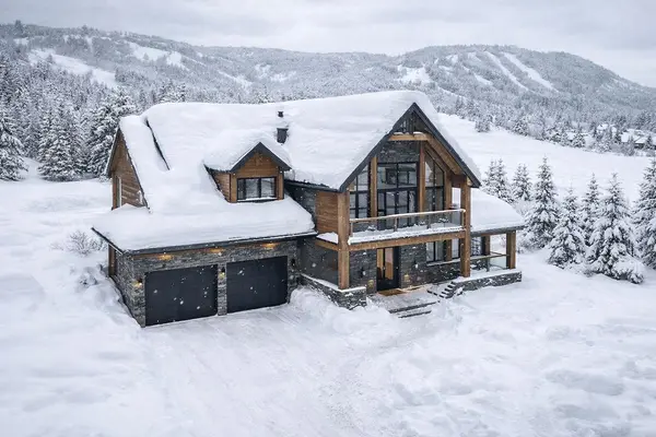 100 Interlaken CT, Blue Mountains, ON L9Y 0Z5