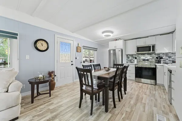 673 BRANT WATERLOO RD #518, North Dumfries, ON N0B 1E0