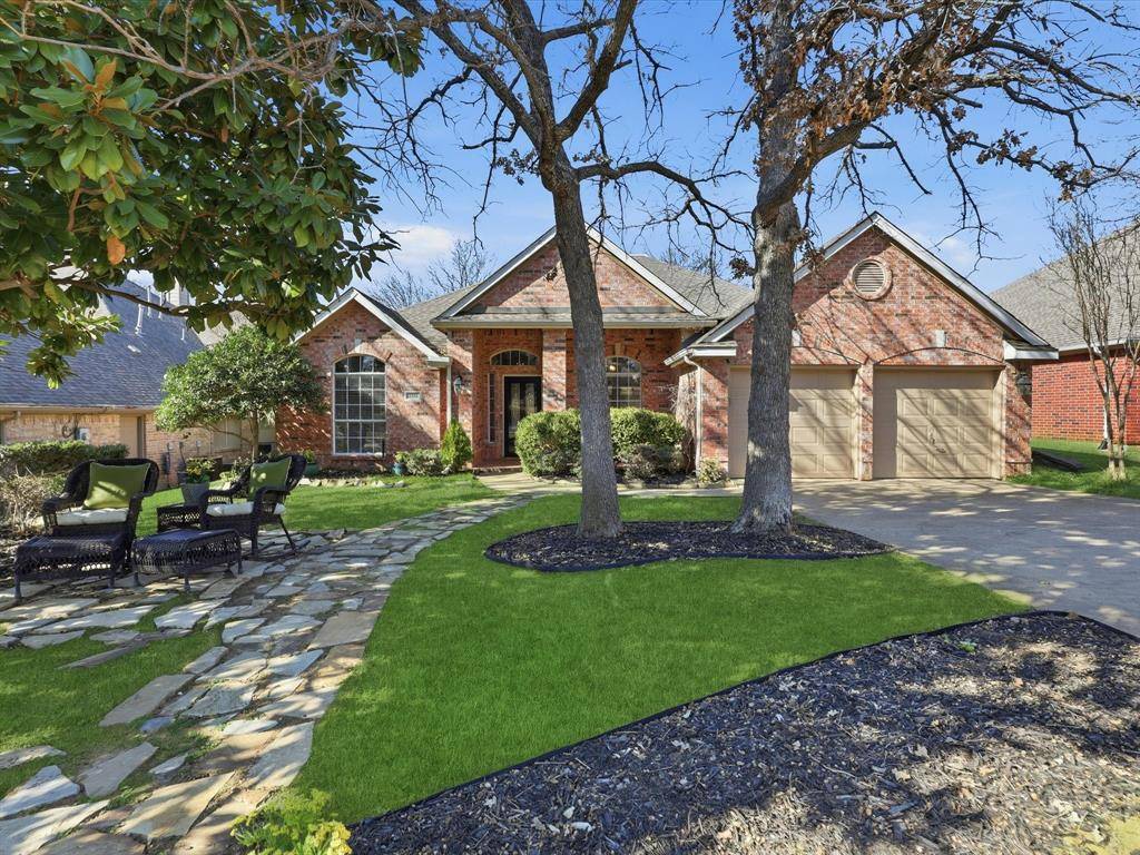 2211 Post Oak Circle, Corinth, TX 76210