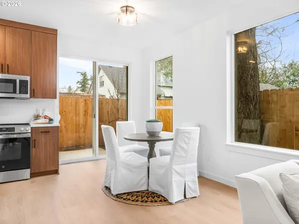 5305 SE Malden ST #2, Portland, OR 97206