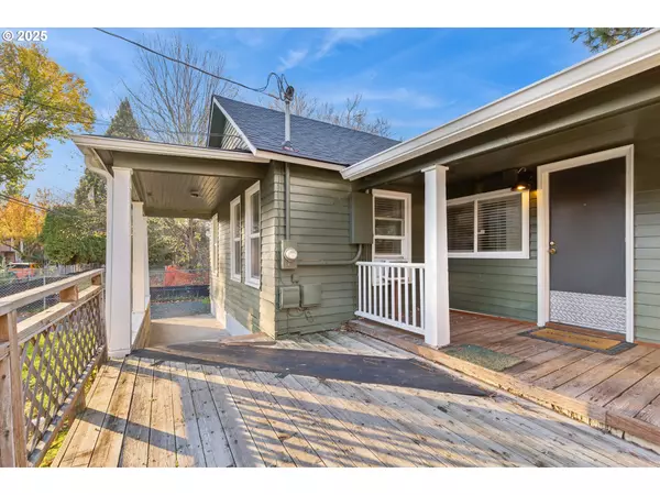 Hillsboro, OR 97124,6723 NE DOGWOOD ST