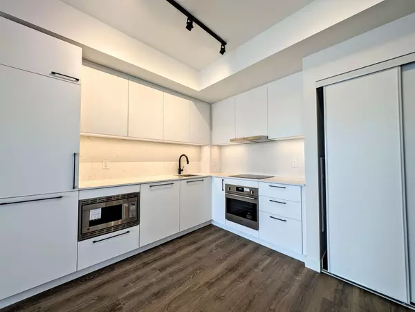 Toronto E02, ON M4L 0B7,1050 Eastern AVE #1009