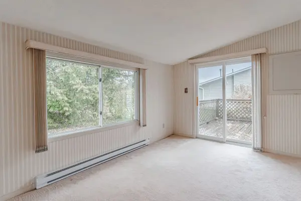 Innisfil, ON L9S 1R9,8 Carmans Cove N/A