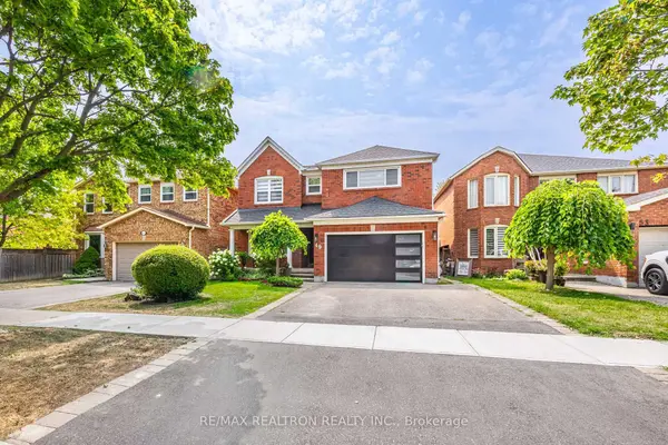 49 Janesville RD, Vaughan, ON L4J 6Z9