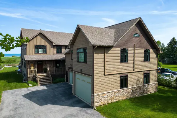 156 Bartlett BLVD, Collingwood, ON L9Y 5C9