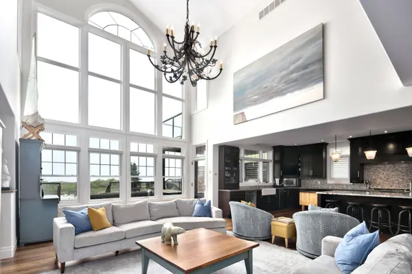 156 Bartlett BLVD, Collingwood, ON L9Y 5C9